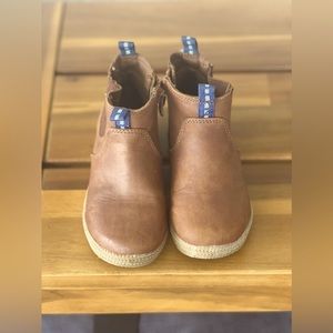 Boys Cat and Jack Boots- Size 9c